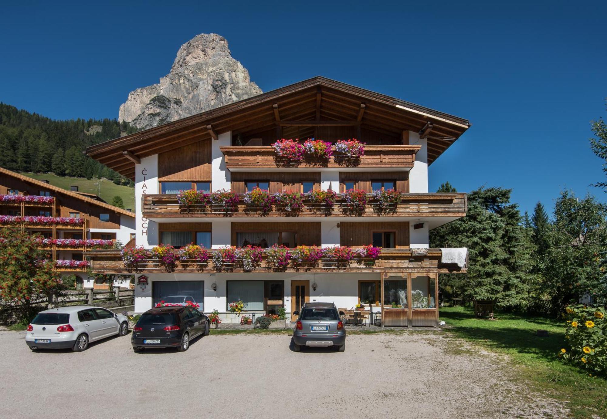 Hotel Ciasa Roch Corvara In Badia Esterno foto